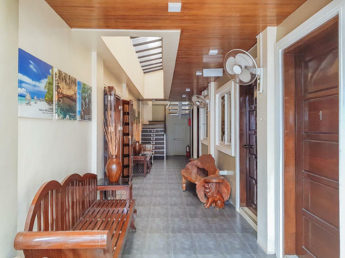 Reddoorz @ Caimito Drive Dampas Hotel Tagbilaran-stad Buitenkant foto